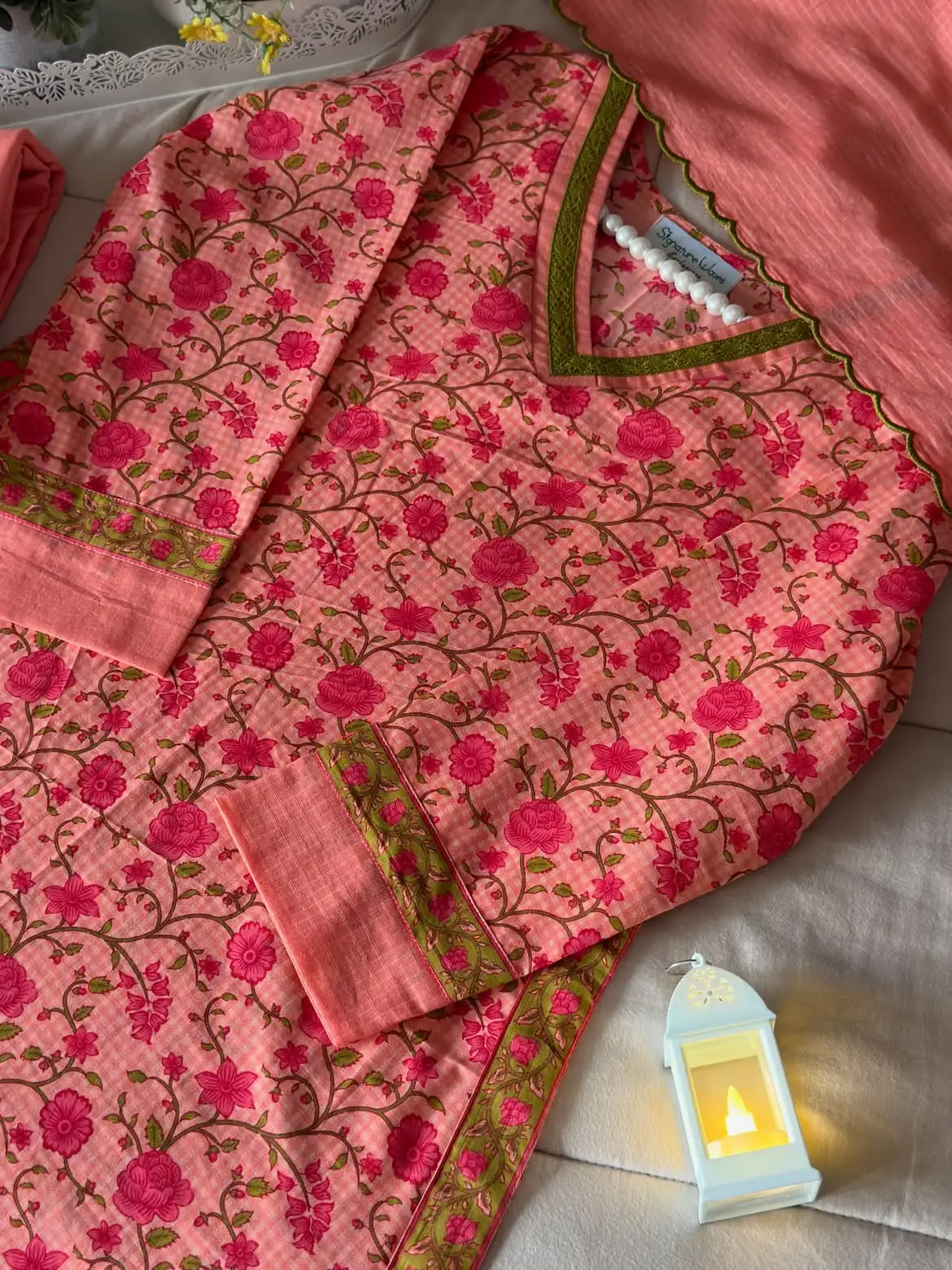 Rose verve 3-piece set.